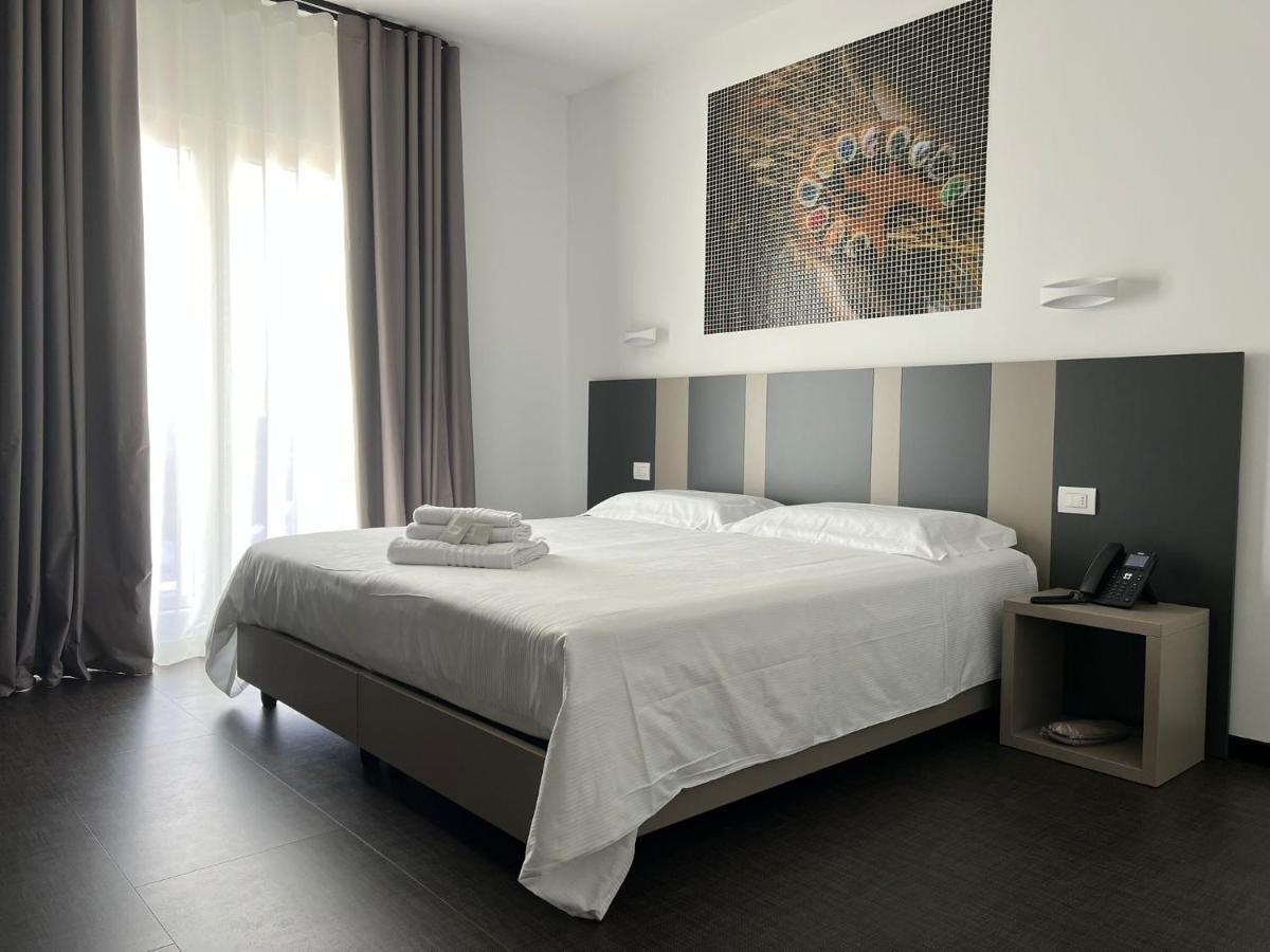 מטרה Hotel Mosaico מראה חיצוני תמונה