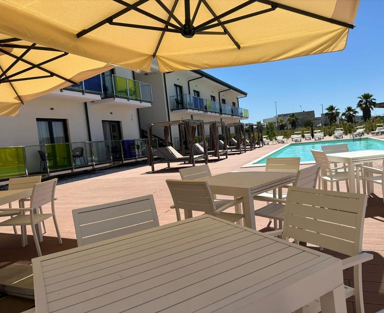 מטרה Hotel Mosaico מראה חיצוני תמונה