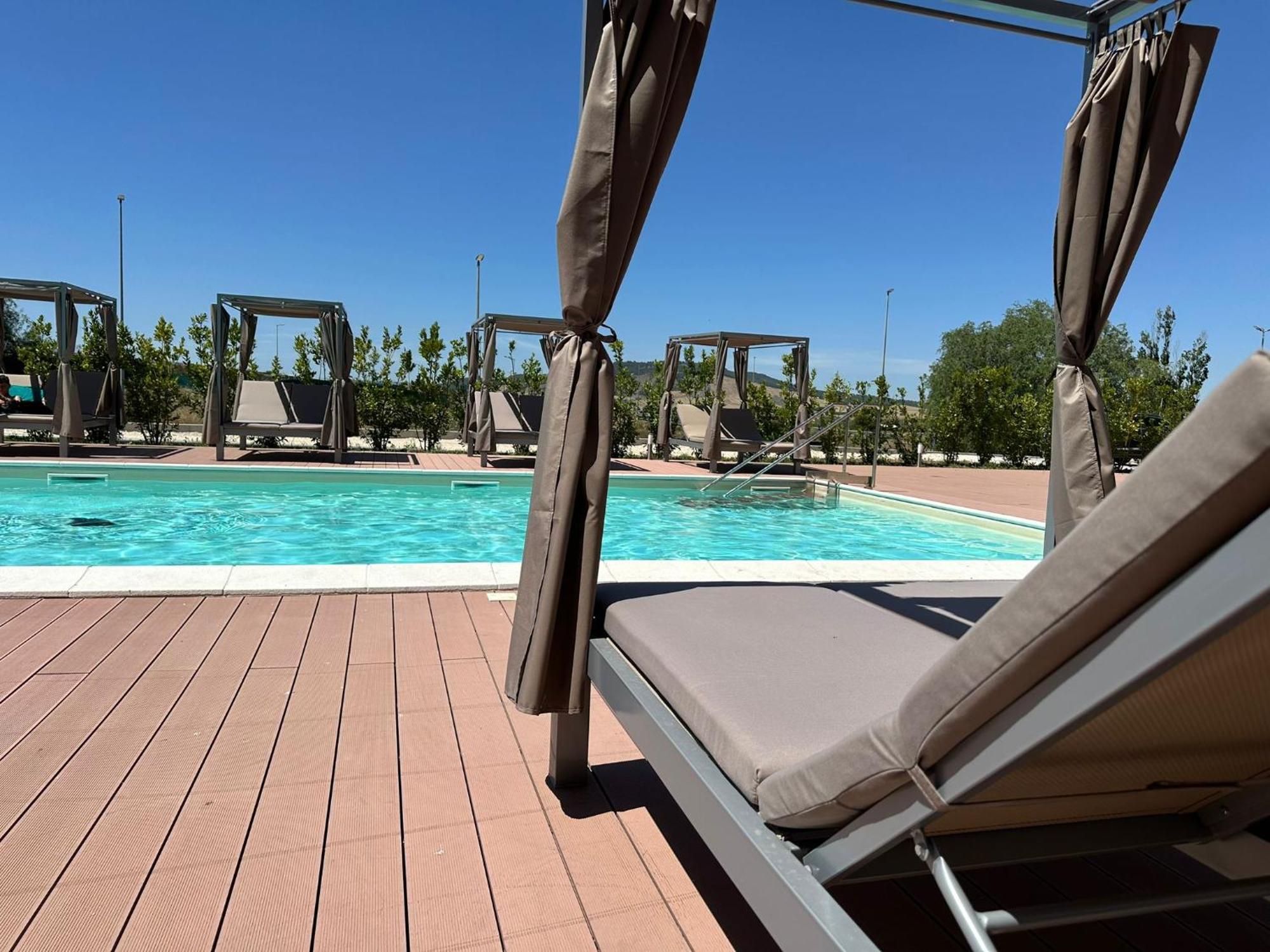 מטרה Hotel Mosaico מראה חיצוני תמונה